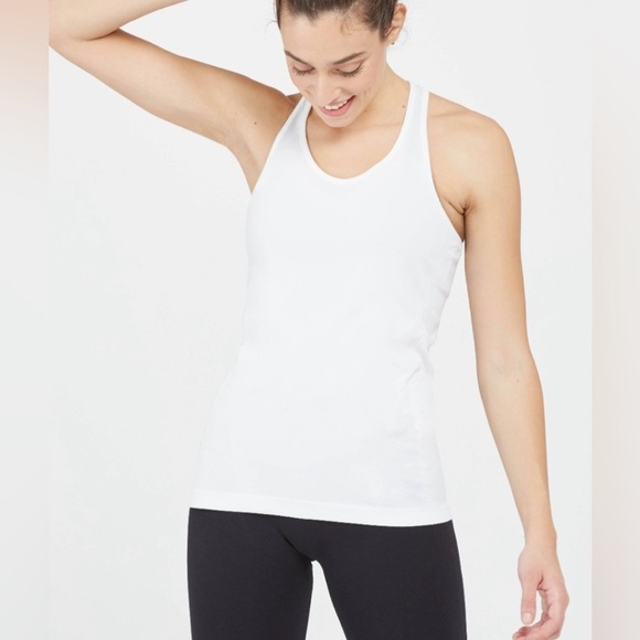 SPANX® NWT Lamn Seamless Active Lounge Tank L WHITE PERFECT NEW SOFT LIGHT $58 - Picture 1 of 4